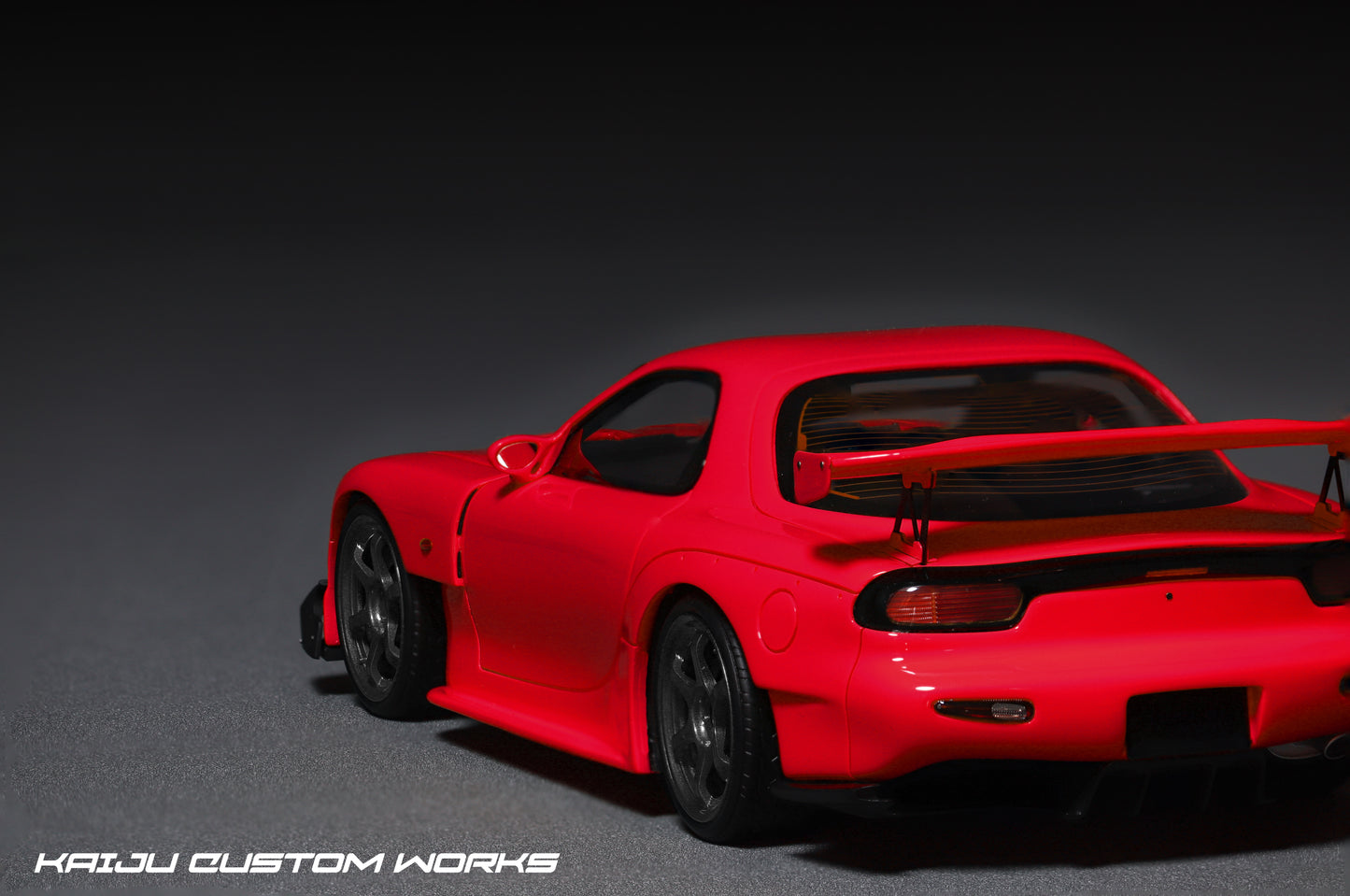 RE Amemiya Mazda RX-7 (Red) (PRE ORDER)