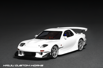 RE Amemiya Mazda RX-7 (Pure White) (PRE ORDER)